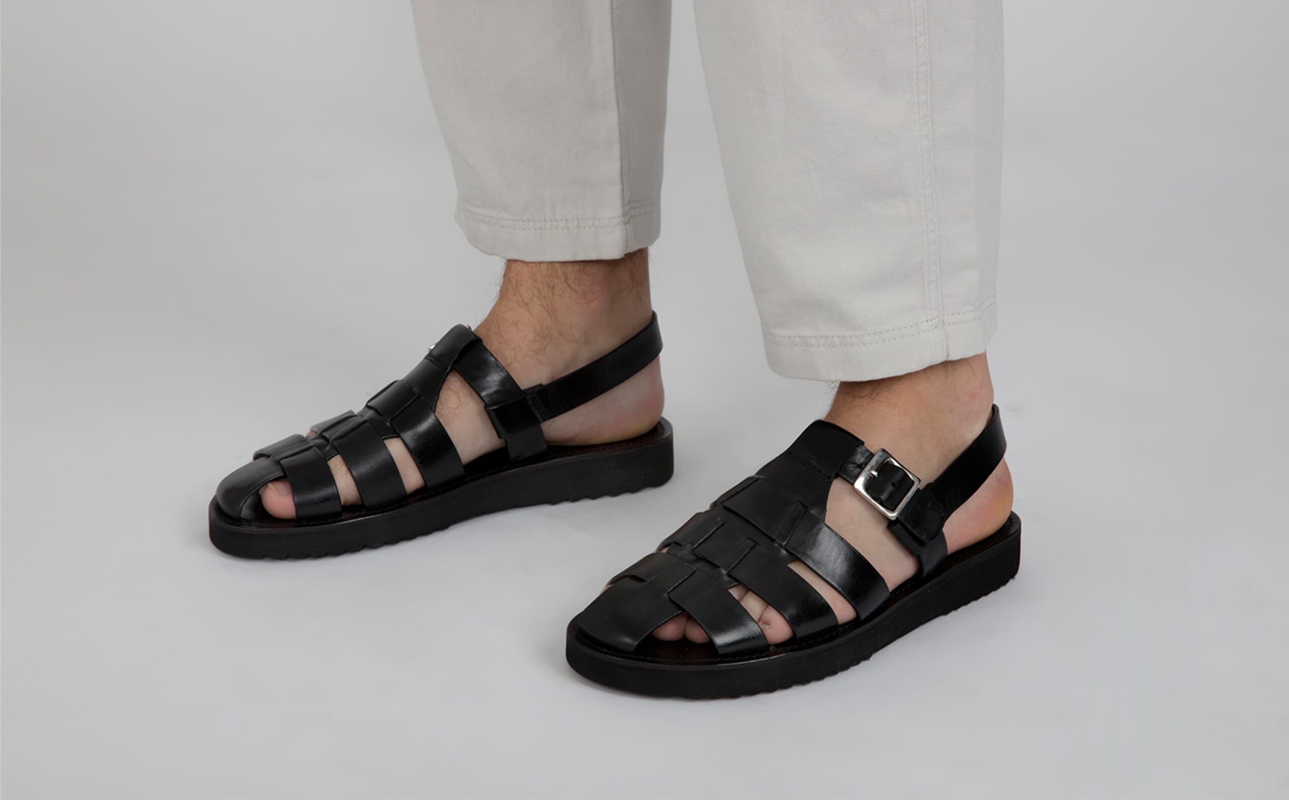 Quincy | Mens Sandals in Black Leather | Grenson display picture 2
