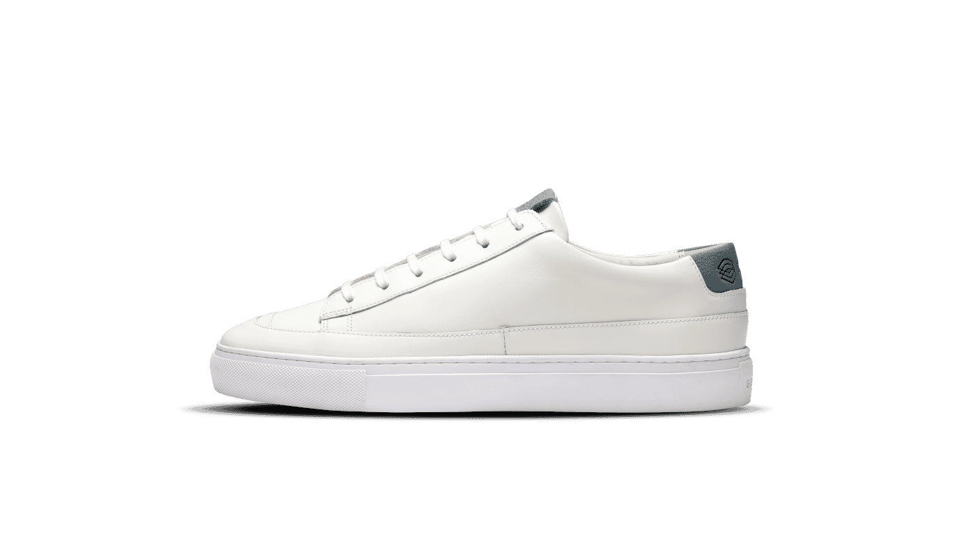 D1 Womens Tennis Shoes in White Leather DSTOCK