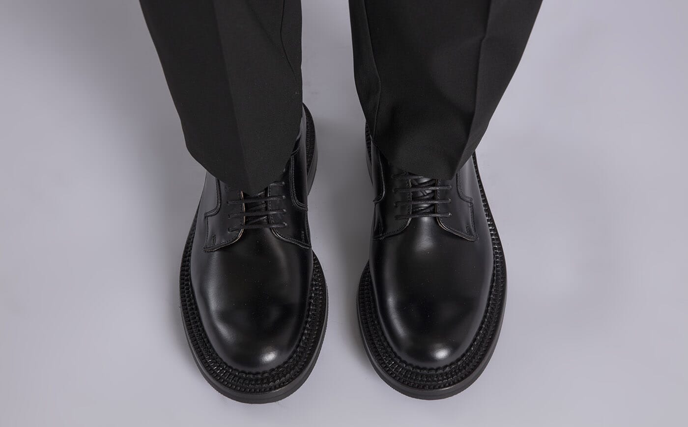 Camden Mens Triple Welt Shoes in Black Leather Grenson