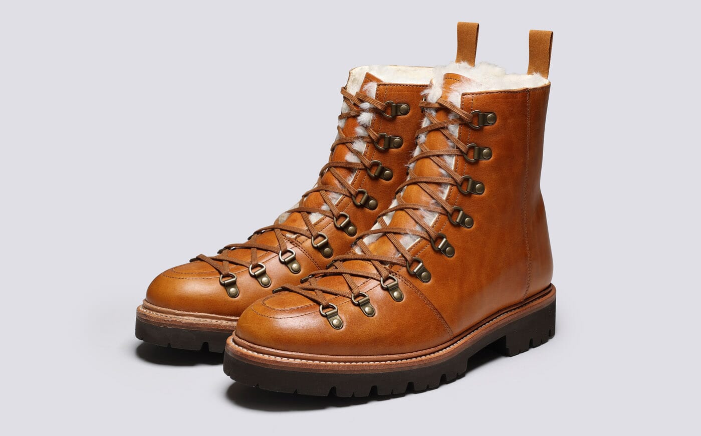 Brady Mens Hiker Boots in Tan Pull Up Leather Grenson