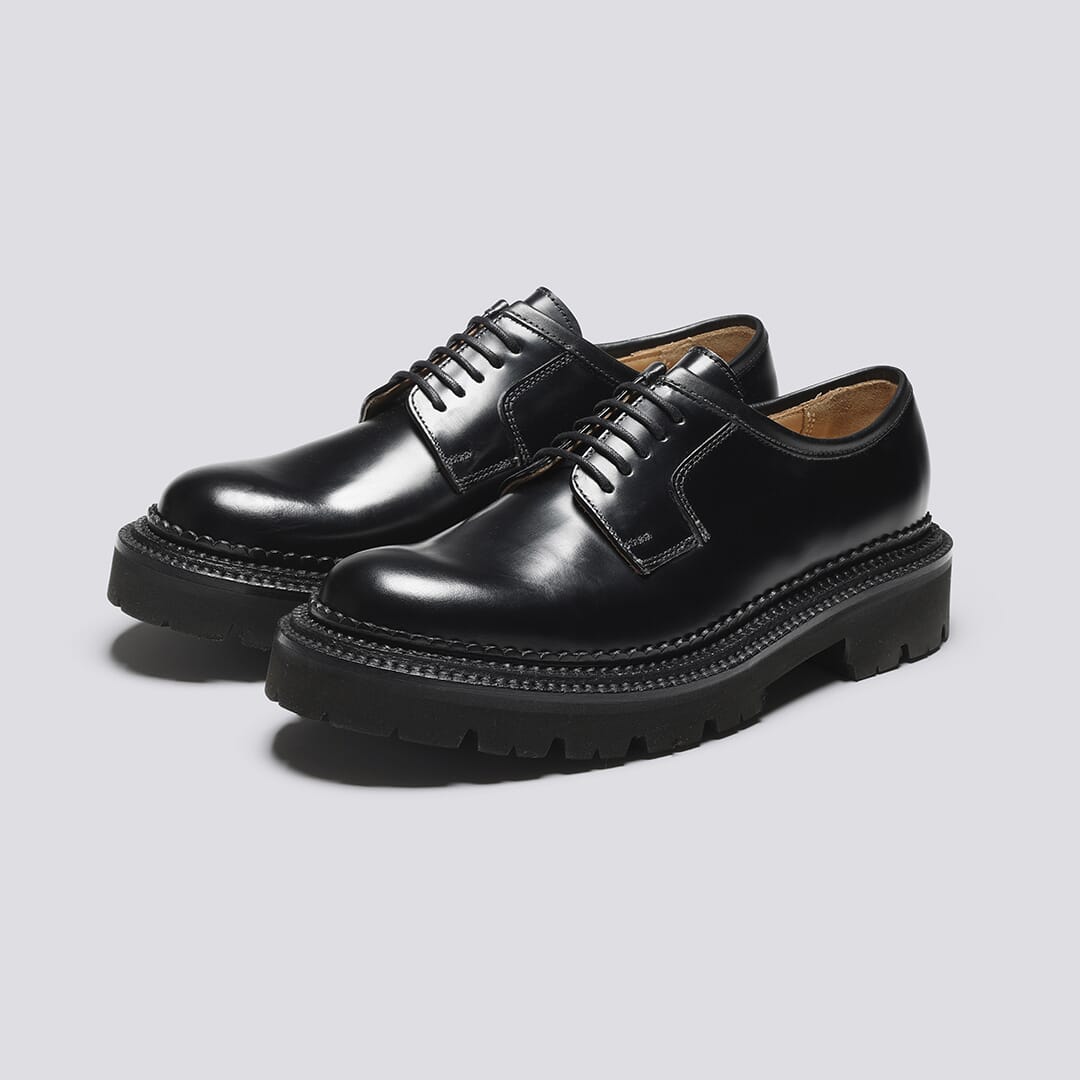 靴 grenson TRIPLE WELT Archie | Mens Brogue Shoes in Tan Handpainted Leather with a