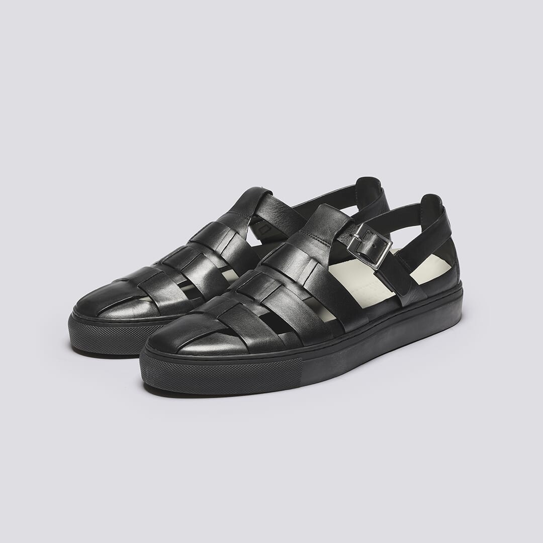 Sneaker 88 | Mens Fisherman Sandal Hybrid in Black | Grenson