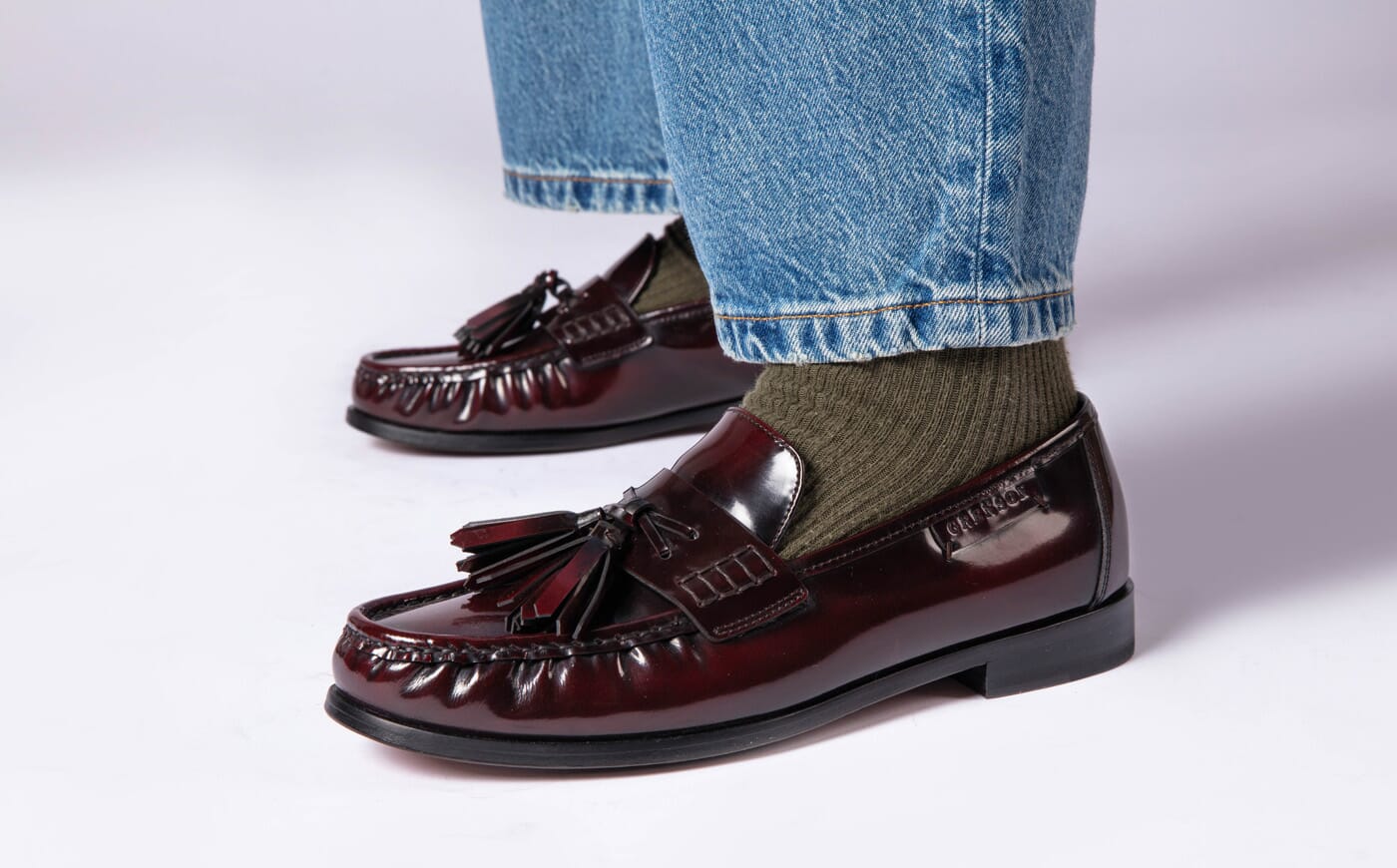 Burgundy Grenson loafers, size 7 Omar | Mens Moccasin Loafers in Burgundy Polished Leather  main image 3
