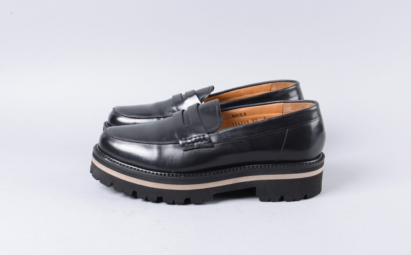 Jeffrey | Refurbished Mens Loafers in Black Leather | Grenson
