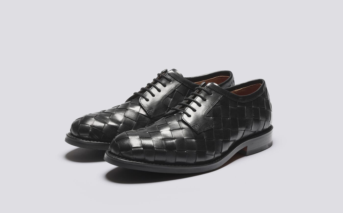 売約済み　未使用 革靴 Goodyear Welted Derby Shoes Cole | Men's Goodyear Welted Derby in Black Woven Leather | Grenson